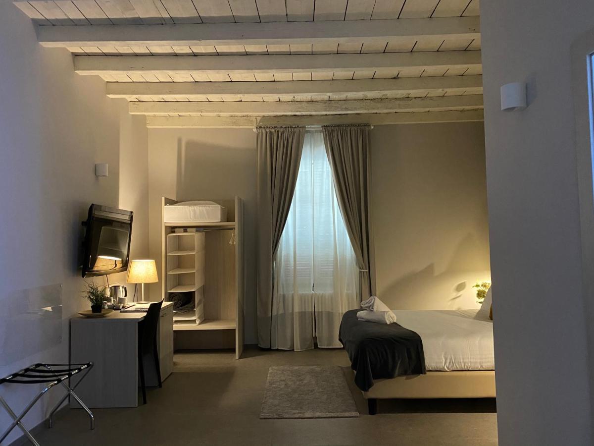 Lo Stallone -Malpensa Milan Airport Hotel Buscate Екстериор снимка